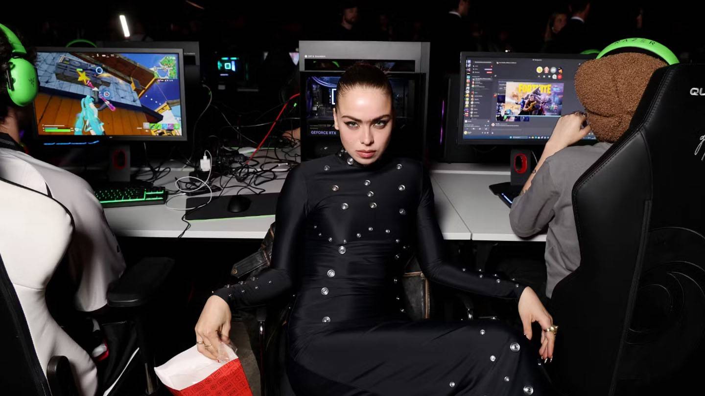 „Coperni FW25: gracze wyróżnili się fuzją gry w modne role” ”